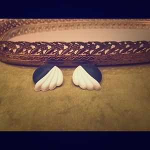 1980s vintage earrings